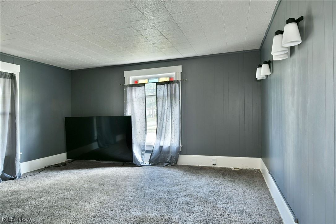 304 Cherry Avenue Niles OH 44446