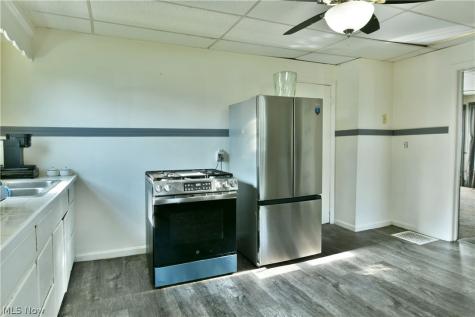 304 Cherry Avenue Niles OH 44446