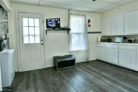 304 Cherry Avenue Niles OH 44446
