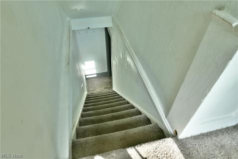 304 Cherry Avenue Niles OH 44446