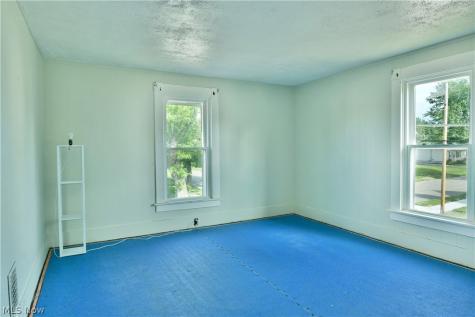 304 Cherry Avenue Niles OH 44446