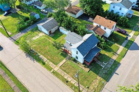 304 Cherry Avenue Niles OH 44446