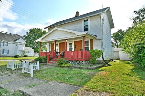 304 Cherry Avenue Niles OH 44446