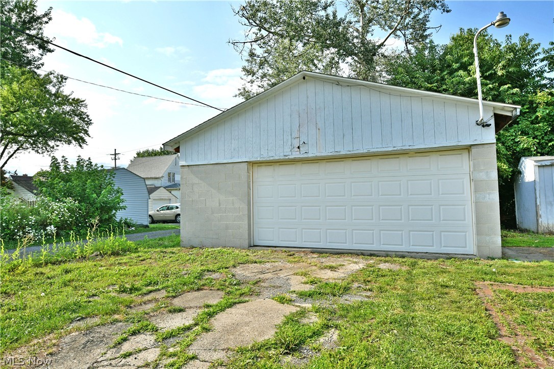 304 Cherry Avenue Niles OH 44446