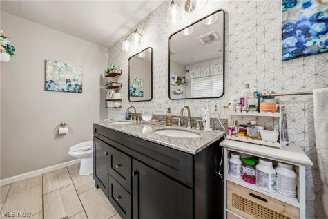 5758 Fitch Road North Olmsted OH 44070
