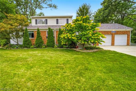 5758 Fitch Road North Olmsted OH 44070