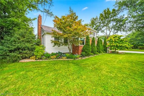 5758 Fitch Road North Olmsted OH 44070