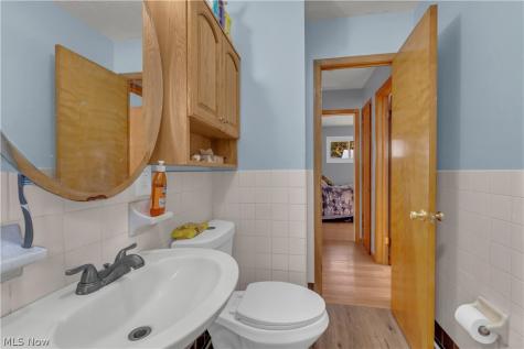 4366 W 182nd Street Cleveland OH 44135