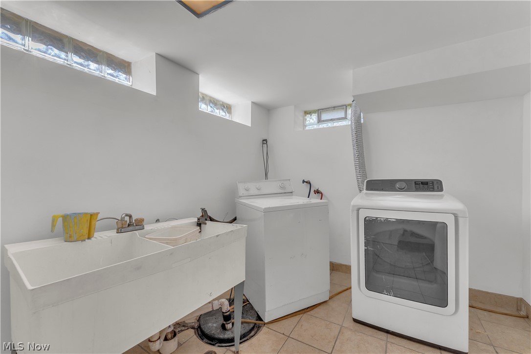 4366 W 182nd Street Cleveland OH 44135
