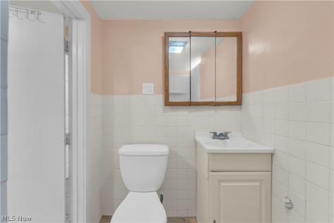 4366 W 182nd Street Cleveland OH 44135