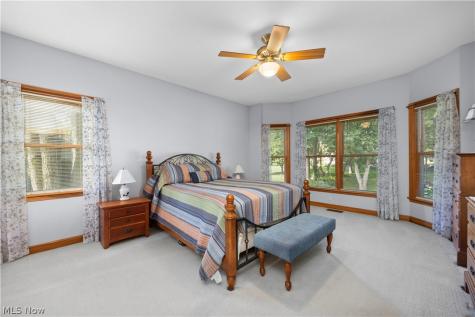 2520 Center Road Avon OH 44011