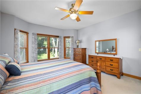 2520 Center Road Avon OH 44011
