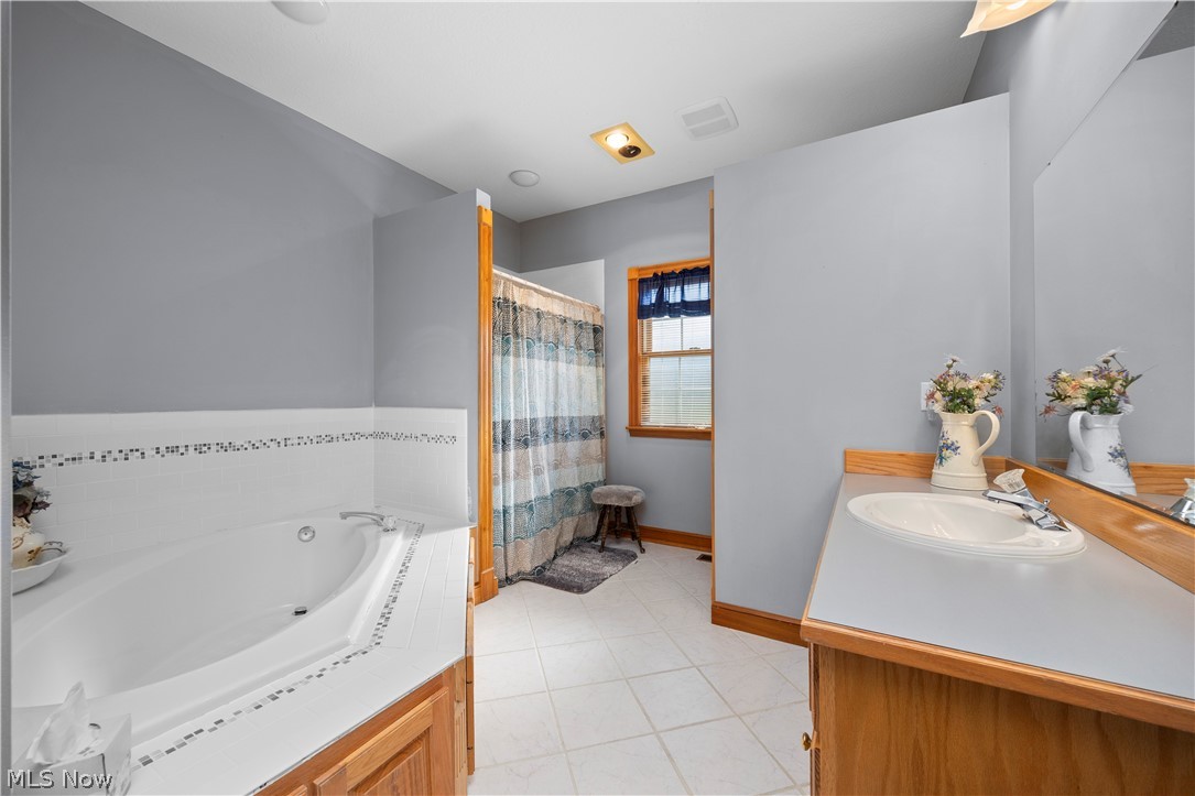 2520 Center Road Avon OH 44011
