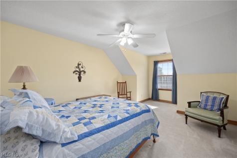2520 Center Road Avon OH 44011