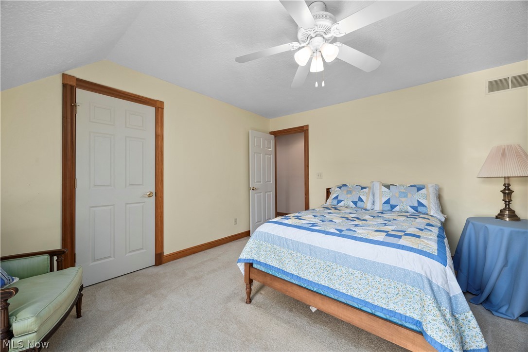 2520 Center Road Avon OH 44011