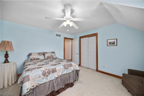 2520 Center Road Avon OH 44011