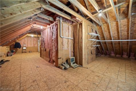 2520 Center Road Avon OH 44011
