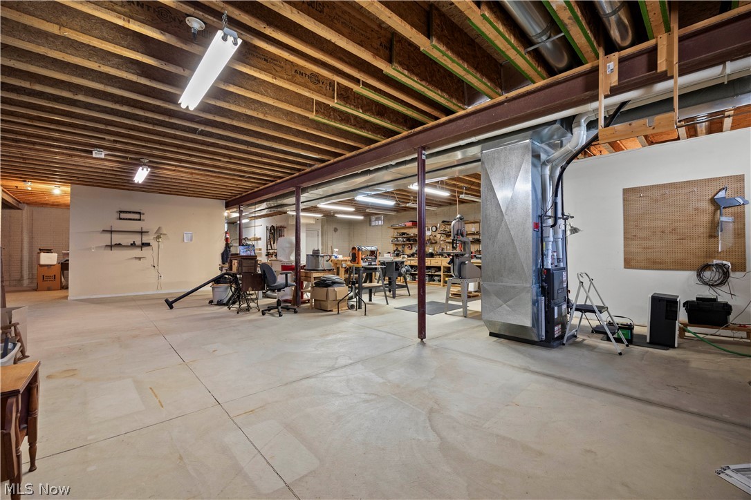 2520 Center Road Avon OH 44011