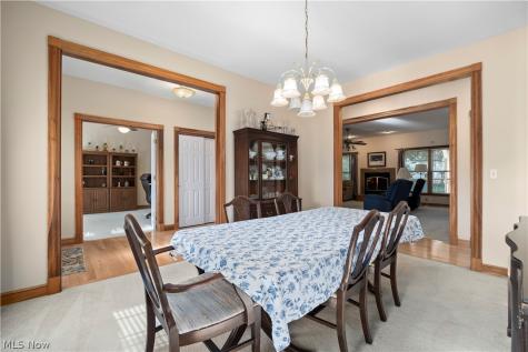 2520 Center Road Avon OH 44011