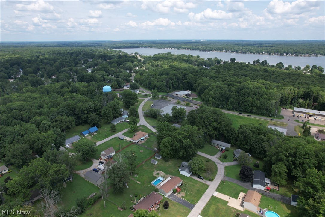 17964 Glendale Avenue Lake Milton OH 44429