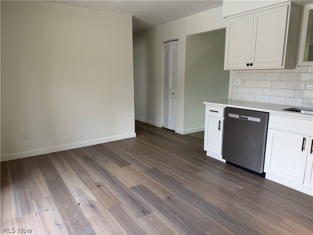 17964 Glendale Avenue Lake Milton OH 44429