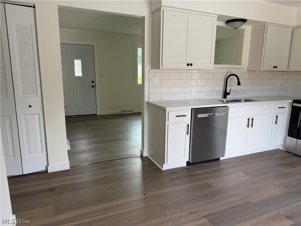 17964 Glendale Avenue Lake Milton OH 44429