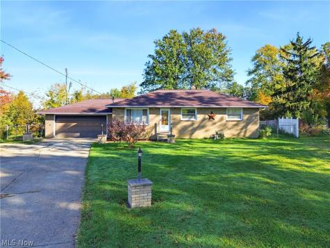52 Bettie Lane Brunswick OH 44212