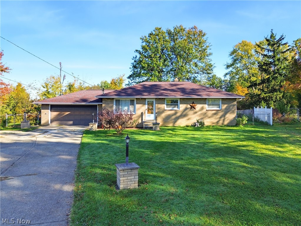 52 Bettie Lane Brunswick OH 44212
