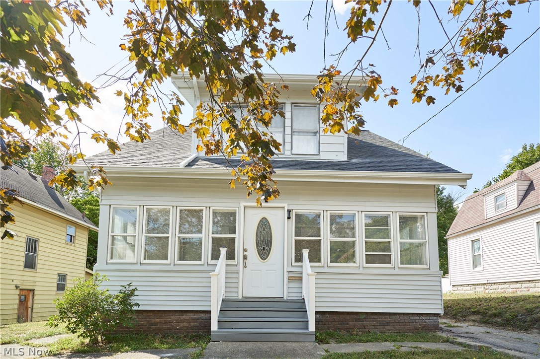 2154 12th Street SW Akron OH 44314