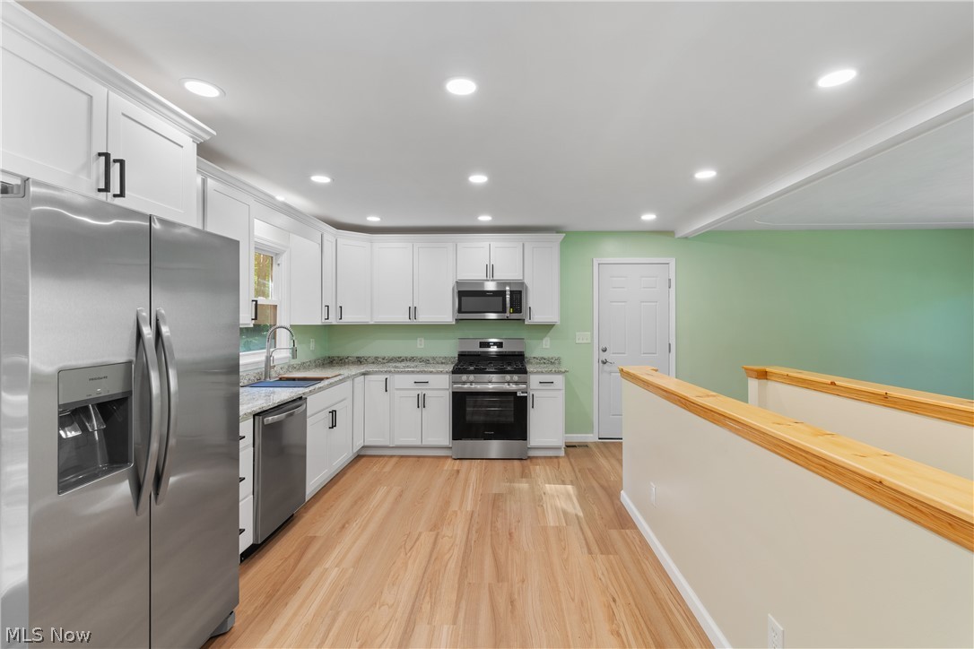 1075 River Road Lake Milton OH 44429