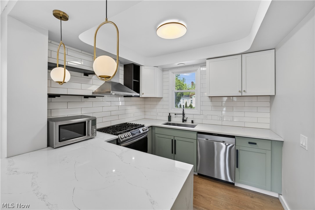 2561 Charney Road University Heights OH 44118