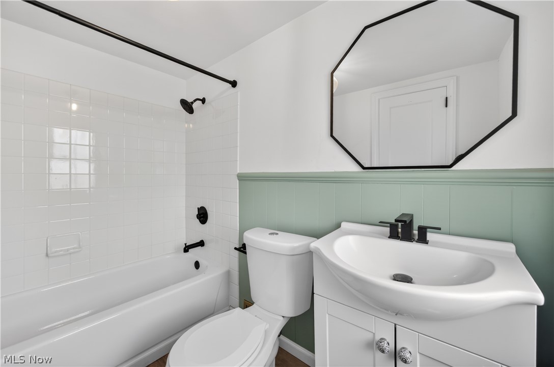 2561 Charney Road University Heights OH 44118
