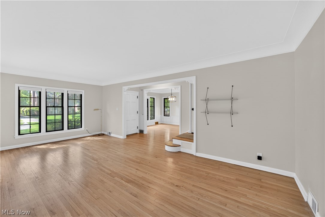 2561 Charney Road University Heights OH 44118
