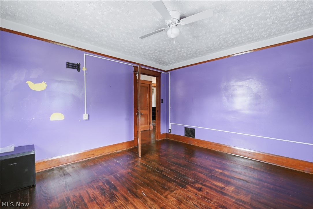 214 6th Street Campbell OH 44405
