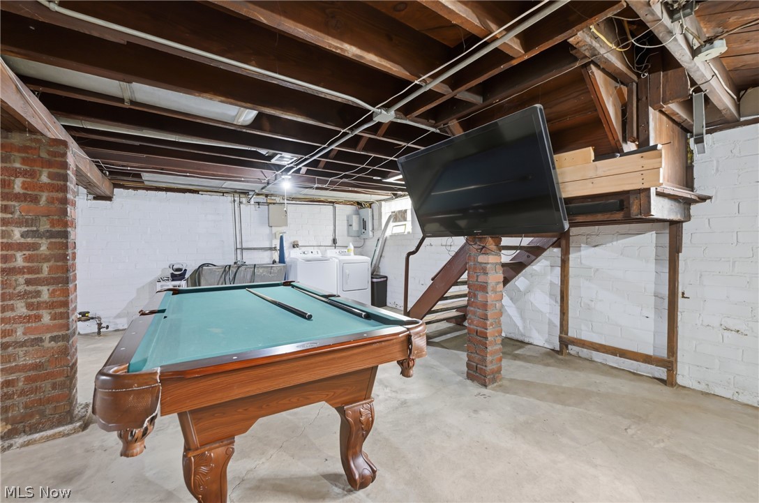 214 6th Street Campbell OH 44405