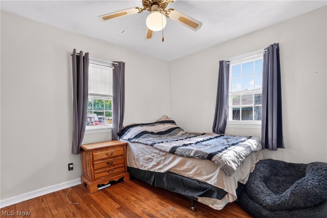 506 Adelaide Avenue SE Warren OH 44483
