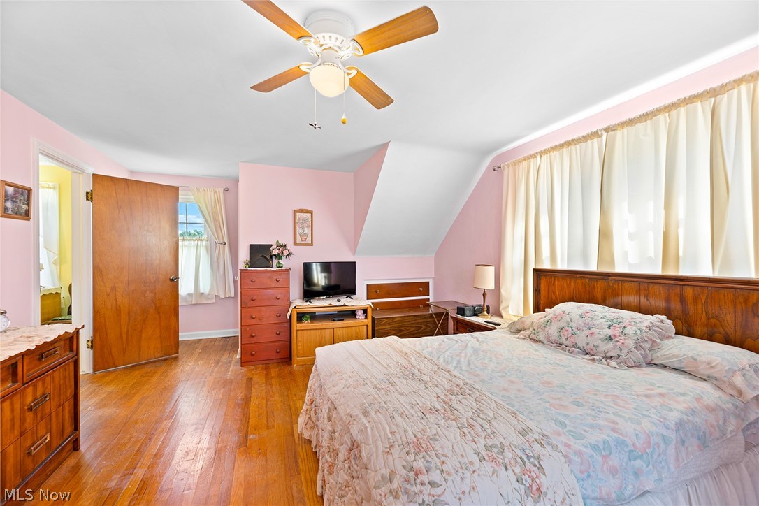 691 E Ford Avenue Barberton OH 44203
