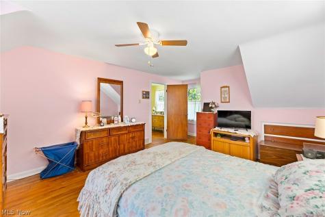 691 E Ford Avenue Barberton OH 44203