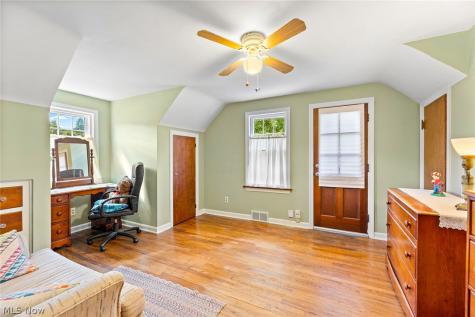 691 E Ford Avenue Barberton OH 44203