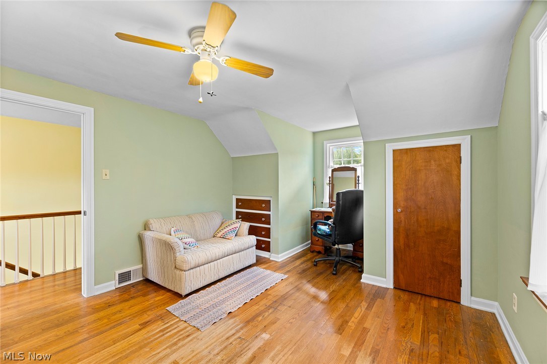 691 E Ford Avenue Barberton OH 44203
