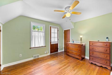 691 E Ford Avenue Barberton OH 44203