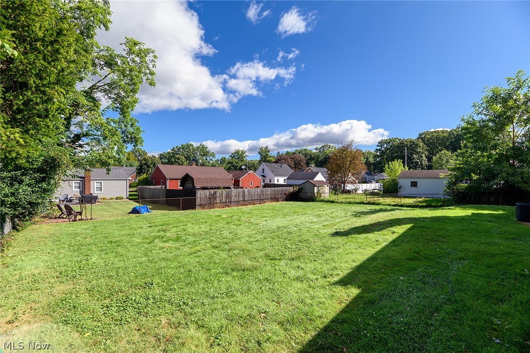 691 E Ford Avenue Barberton OH 44203