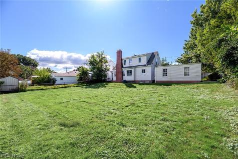 691 E Ford Avenue Barberton OH 44203