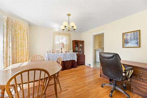 691 E Ford Avenue Barberton OH 44203