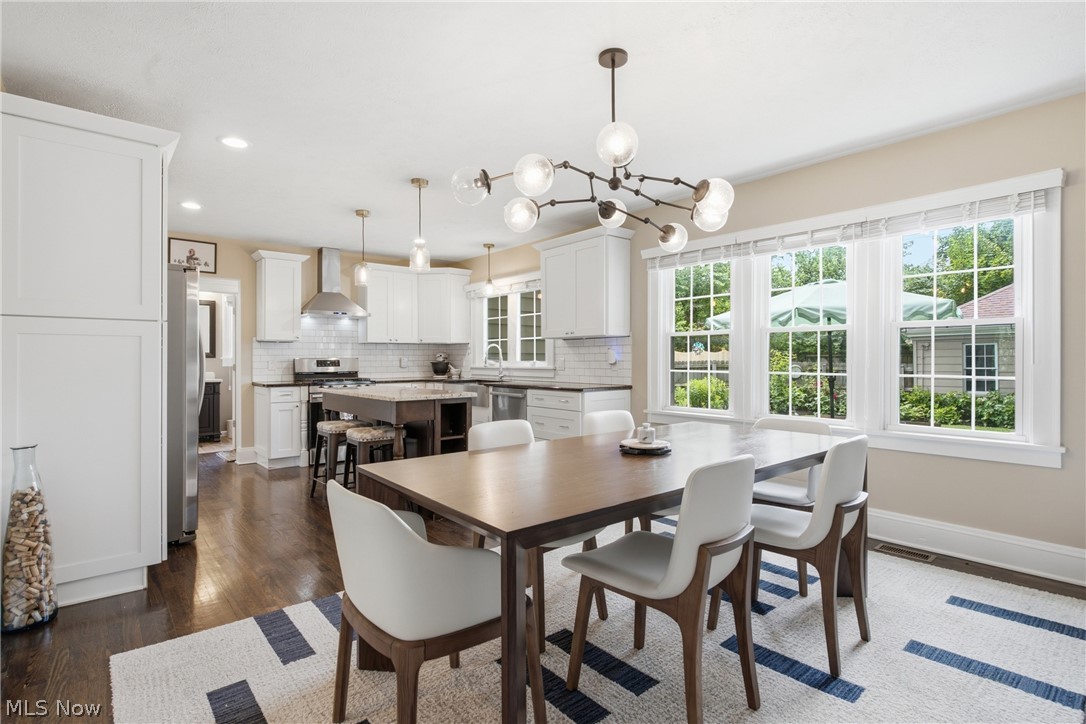 15712 Chadbourne Road Shaker Heights OH 44120