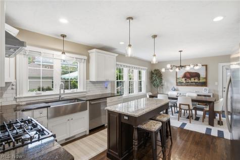 15712 Chadbourne Road Shaker Heights OH 44120