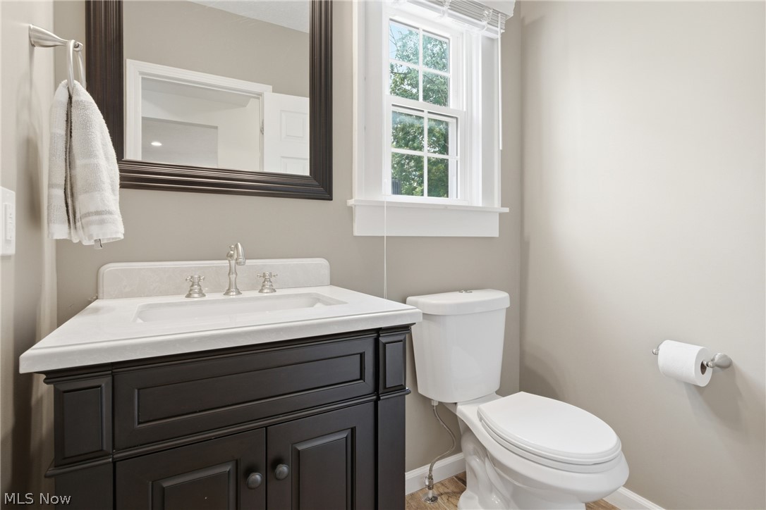 15712 Chadbourne Road Shaker Heights OH 44120