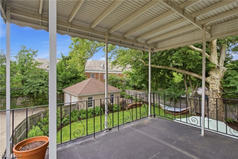 15712 Chadbourne Road Shaker Heights OH 44120