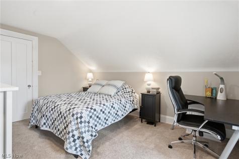 15712 Chadbourne Road Shaker Heights OH 44120