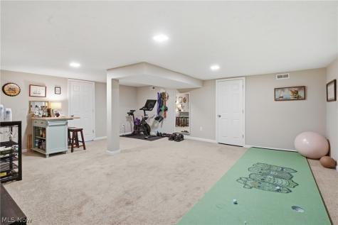 15712 Chadbourne Road Shaker Heights OH 44120